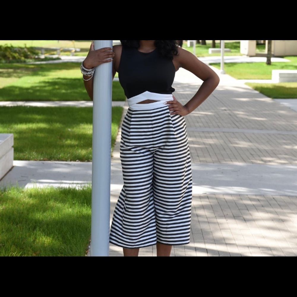Jumpsuit black and white stripe